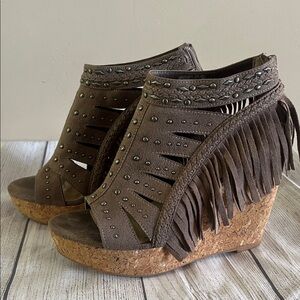 Fringed Brown Wedge Sandals
